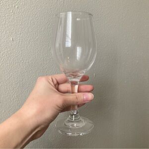 4/$10 - Sturdy Wine Glass
